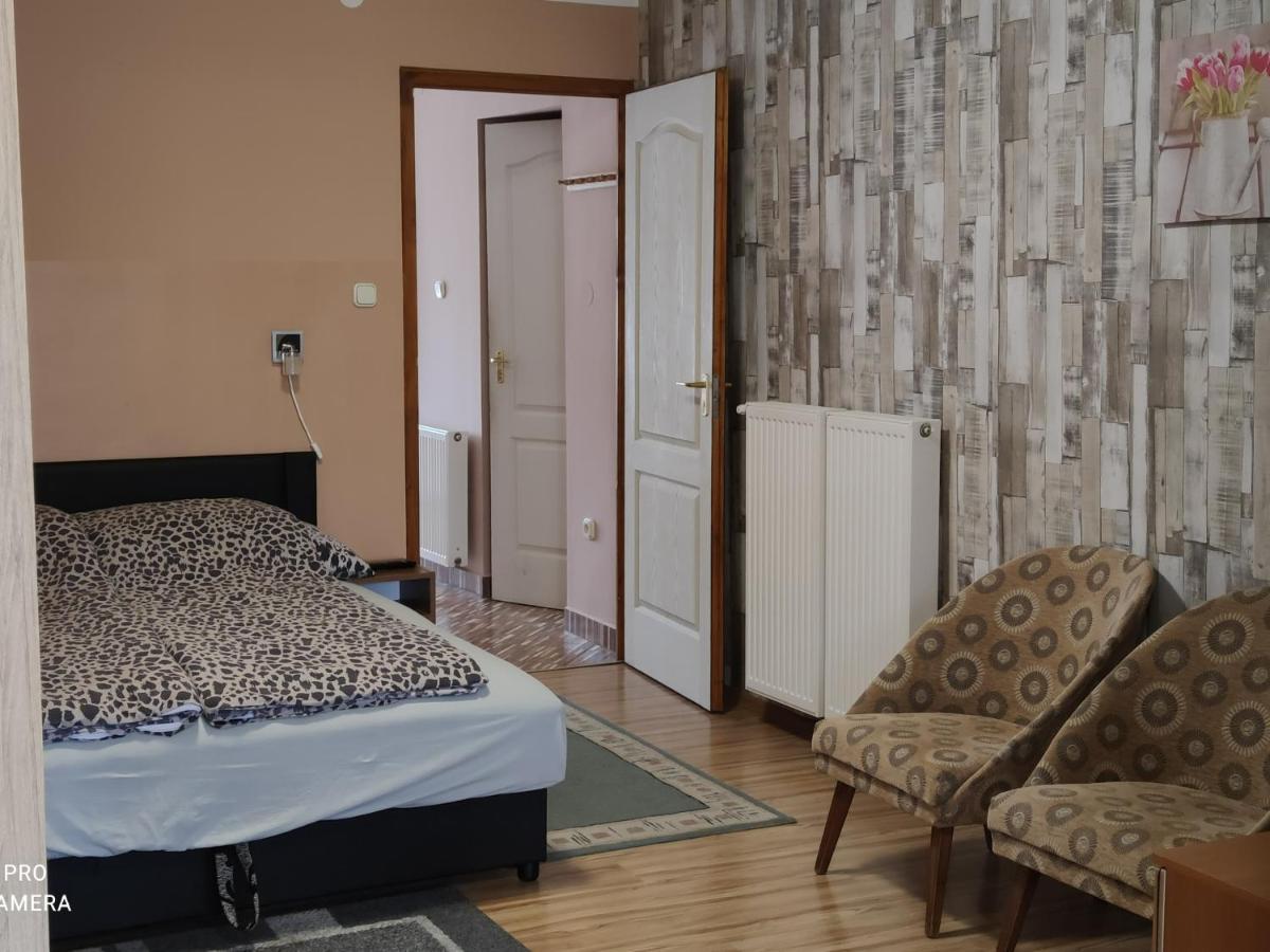 Harkány Apartman Edit מראה חיצוני תמונה